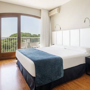 Habitación doble vistas mar Hotel Ilunion Caleta Park S'Agaró