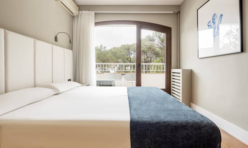 Habitación adaptada Hotel Ilunion Caleta Park S'Agaró